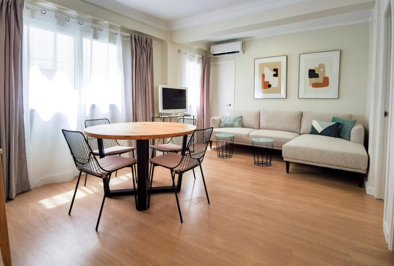 Ttdssa Vlc Plaza Cisneros Appartement Valencia Buitenkant foto
