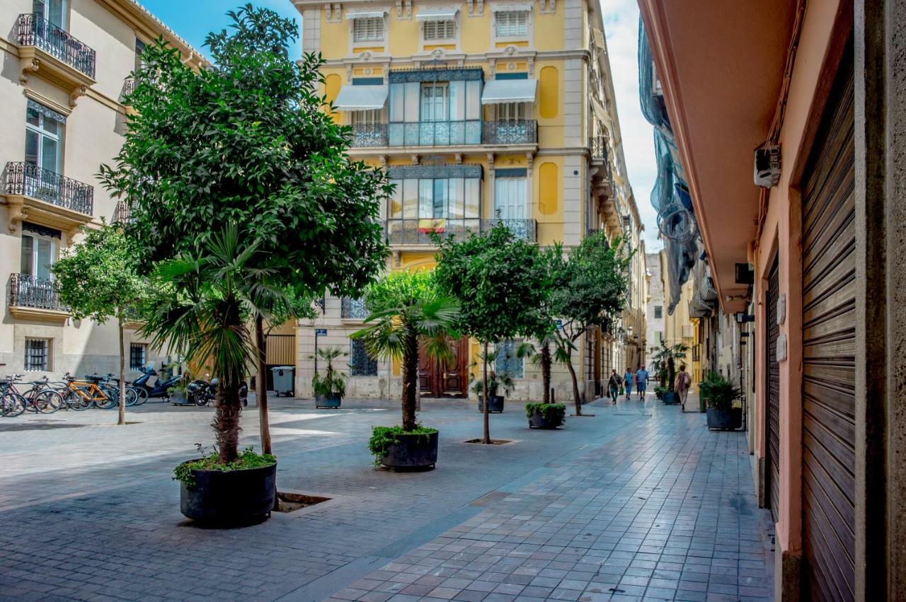 Ttdssa Vlc Plaza Cisneros Appartement Valencia Buitenkant foto